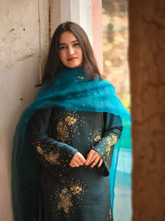 Kameez: Premium Silk